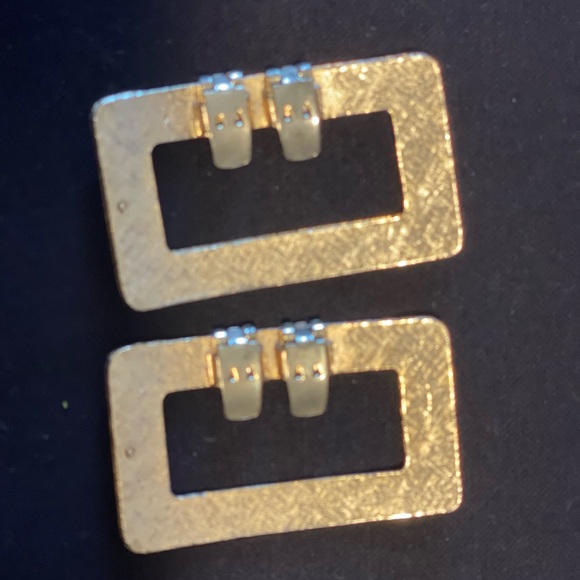 Silver Rectangular Buckle Set - Picture 3 of 3